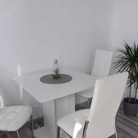 In - Nordtransdanubien 44085 Διαμέρισμα Bük